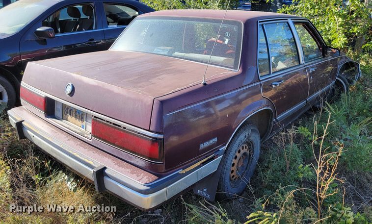image for item LO9105 1989 Buick LeSabre