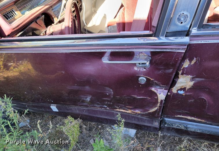 image for item LO9105 1989 Buick LeSabre