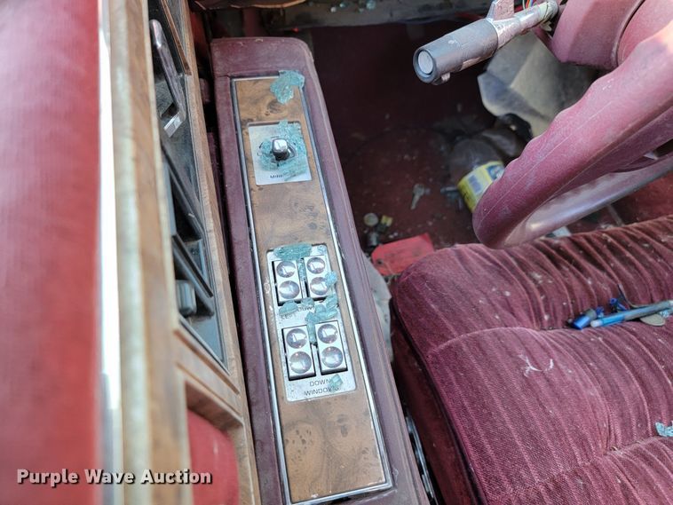 image for item LO9105 1989 Buick LeSabre