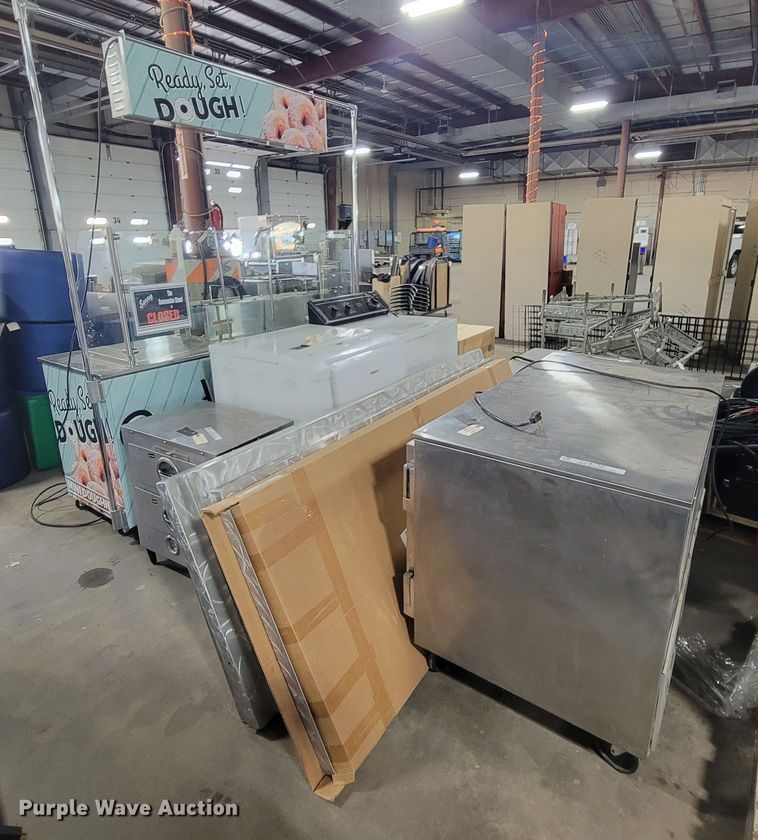 image for item LO9172 Restaurant equipment