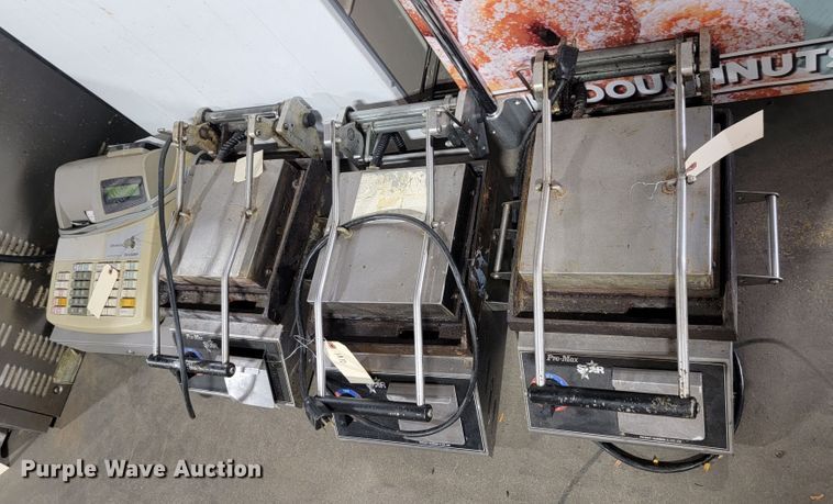 image for item LO9172 Restaurant equipment