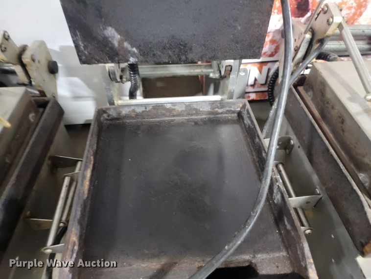 image for item LO9172 Restaurant equipment