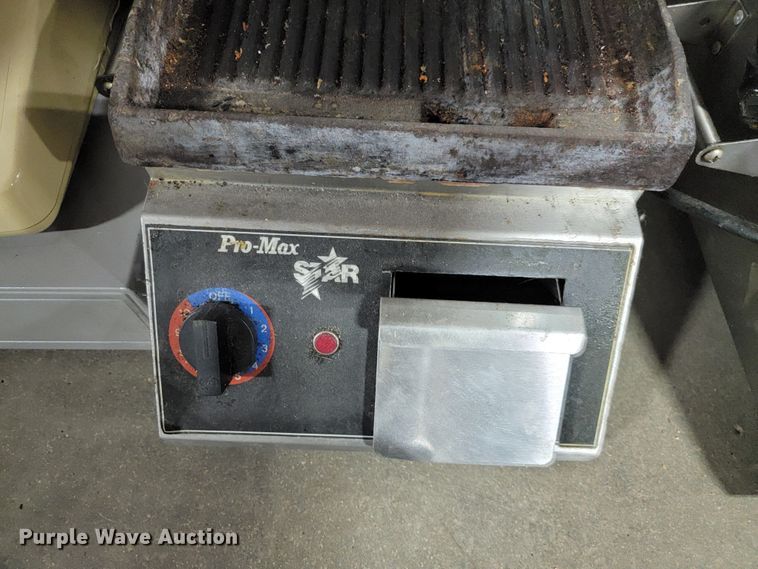 image for item LO9172 Restaurant equipment