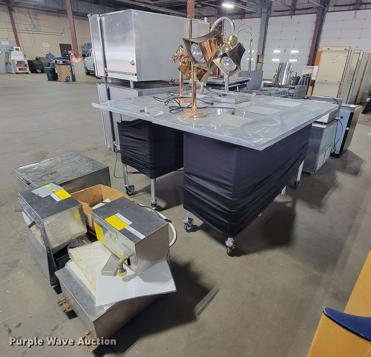 image for item LO9176 Restaurant equipment