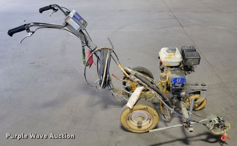 image for item LO9179 Graco Line Lazer 3400  paint sprayer