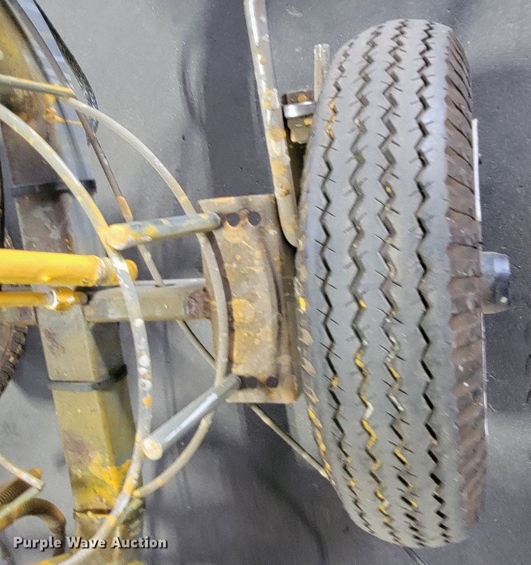 image for item LO9179 Graco Line Lazer 3400  paint sprayer