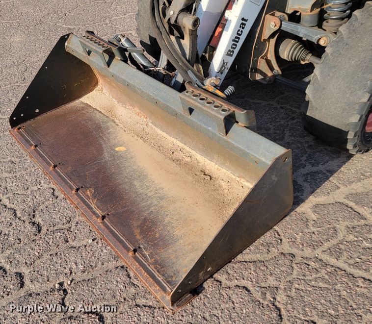 image for item LO9214 2012 Bobcat Toolcat 5600  utility vehicle