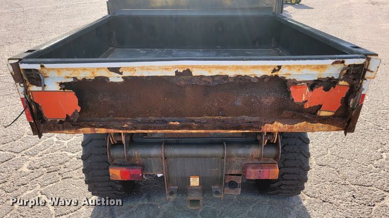 image for item LO9214 2012 Bobcat Toolcat 5600  utility vehicle