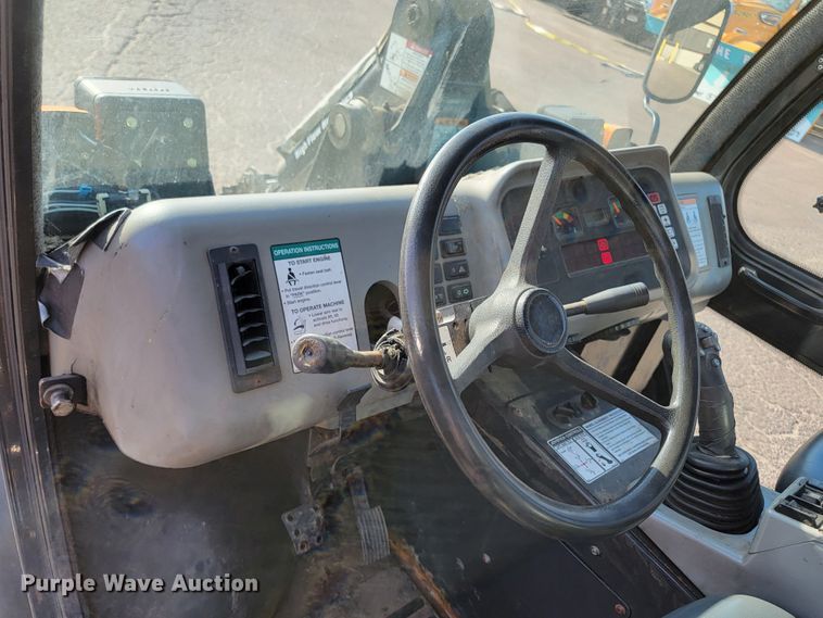 image for item LO9214 2012 Bobcat Toolcat 5600  utility vehicle