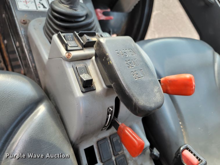 image for item LO9214 2012 Bobcat Toolcat 5600  utility vehicle