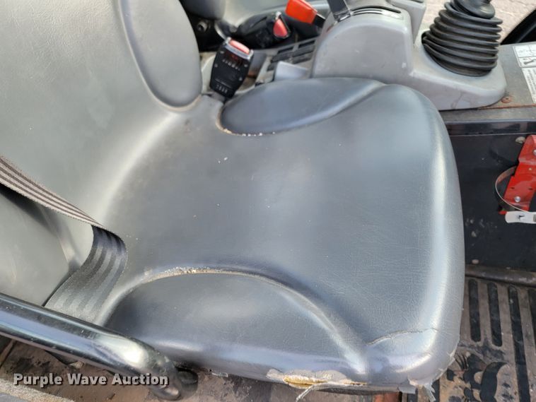 image for item LO9214 2012 Bobcat Toolcat 5600  utility vehicle