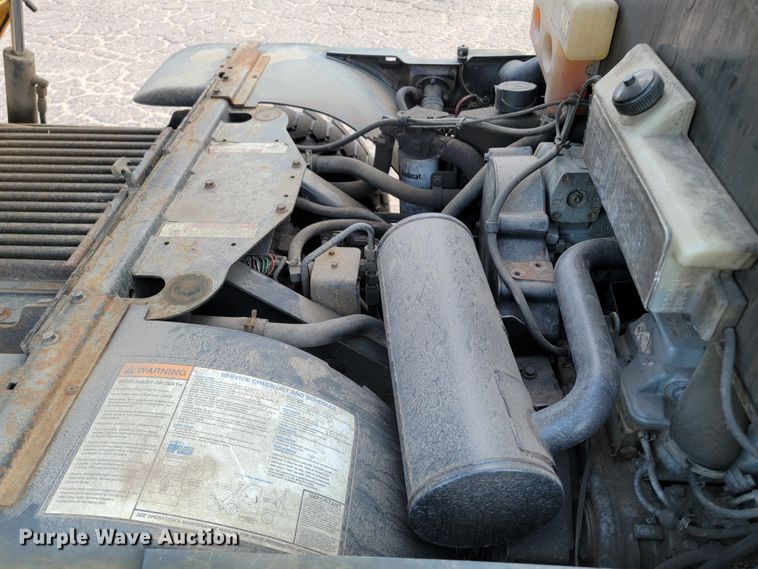 image for item LO9214 2012 Bobcat Toolcat 5600  utility vehicle