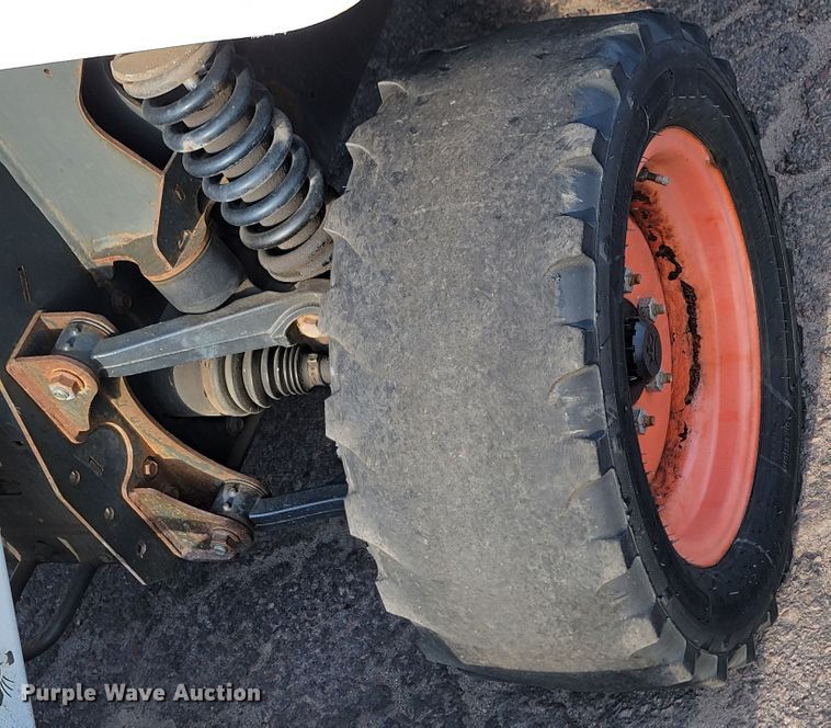 image for item LO9214 2012 Bobcat Toolcat 5600  utility vehicle