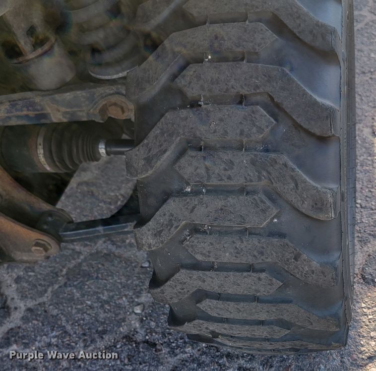 image for item LO9214 2012 Bobcat Toolcat 5600  utility vehicle