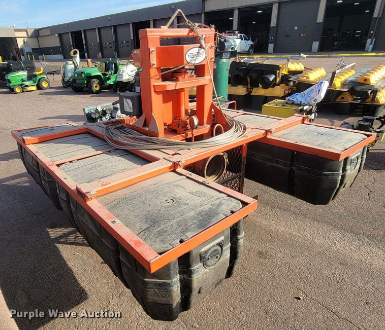 image for item LO9219 Fisher  pump