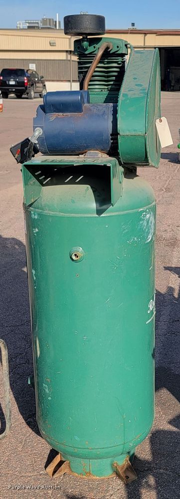 image for item LO9222 Rol-air  air compressor