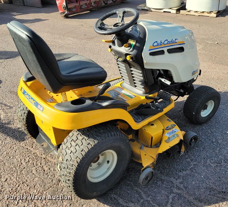 image for item LO9227 Cub Cadet LT1045  lawn mower