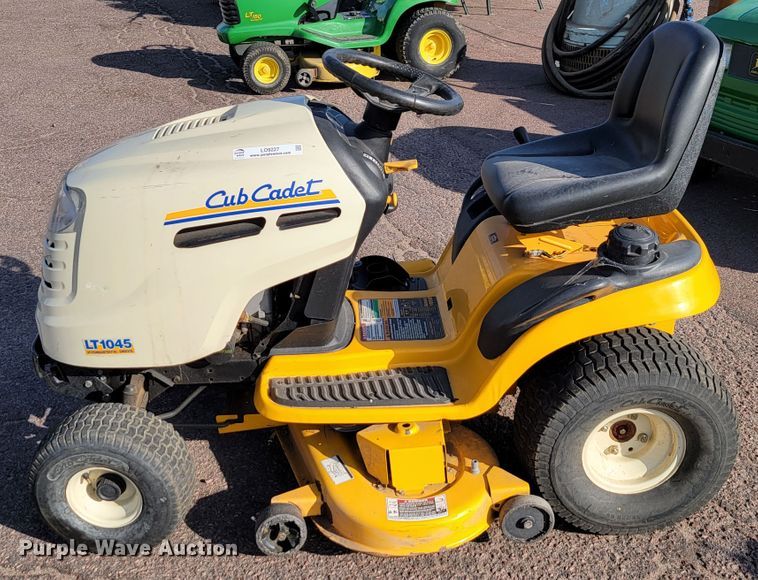 image for item LO9227 Cub Cadet LT1045  lawn mower
