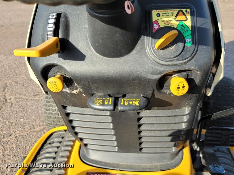 image for item LO9227 Cub Cadet LT1045  lawn mower