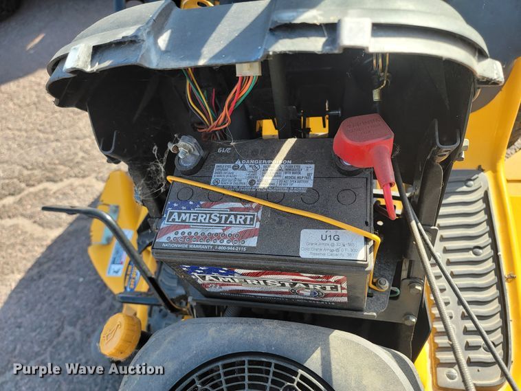 image for item LO9227 Cub Cadet LT1045  lawn mower