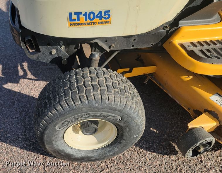 image for item LO9227 Cub Cadet LT1045  lawn mower
