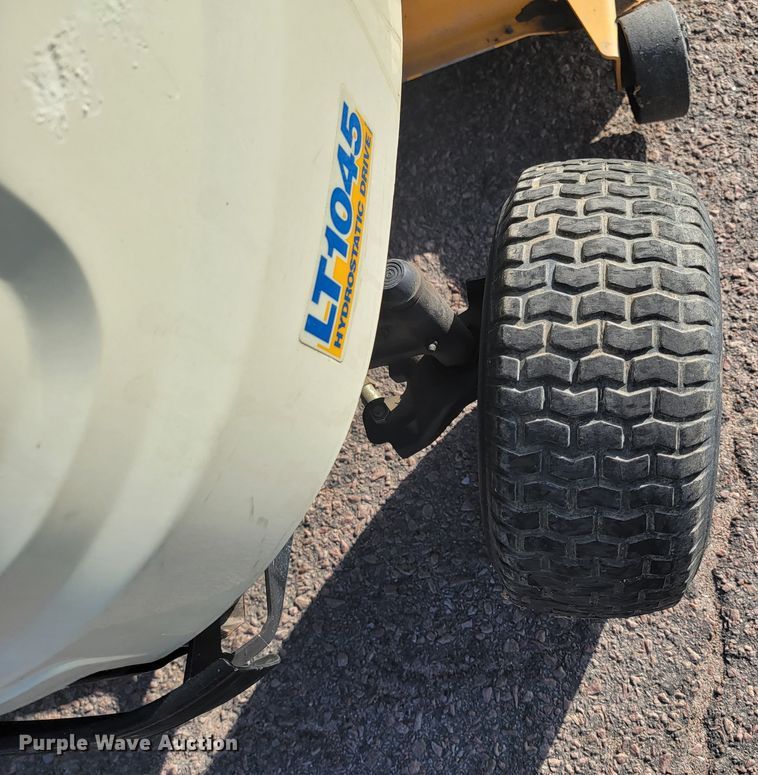 image for item LO9227 Cub Cadet LT1045  lawn mower