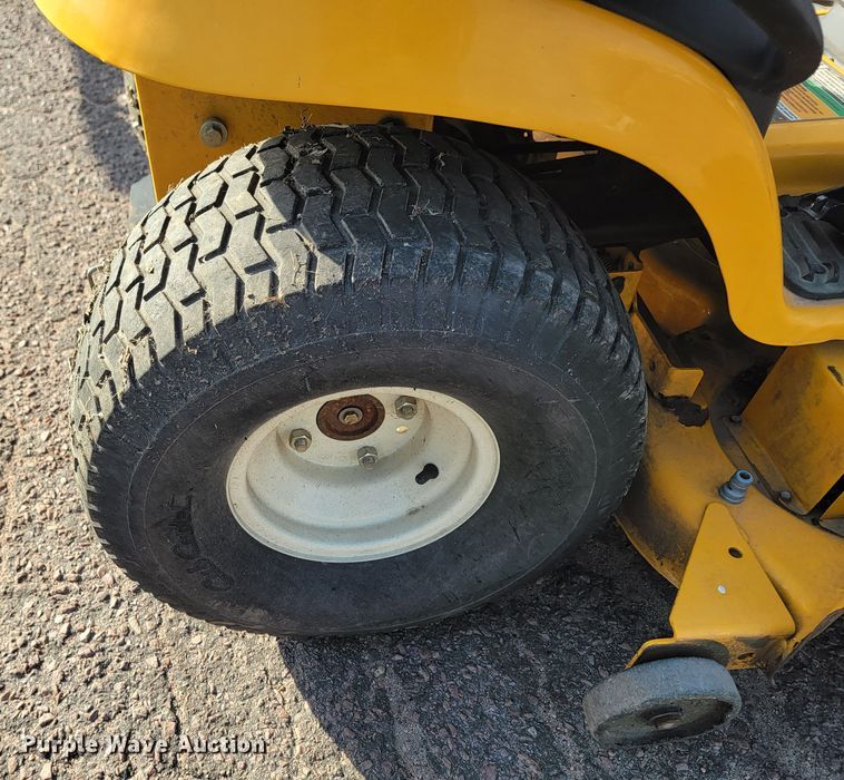 image for item LO9227 Cub Cadet LT1045  lawn mower