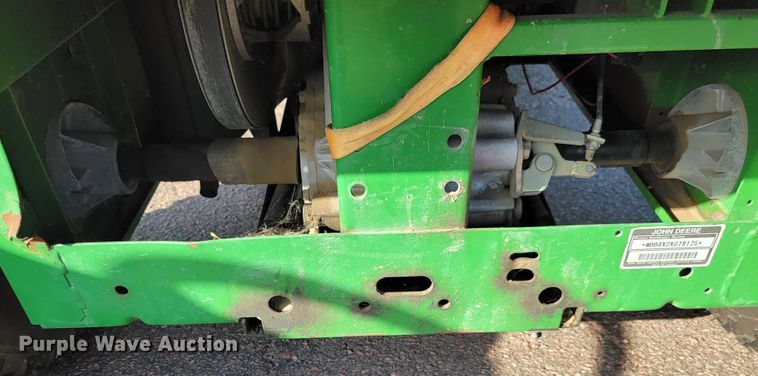 image for item LO9228 2002 John Deere Gator 4x2  utility vehicle