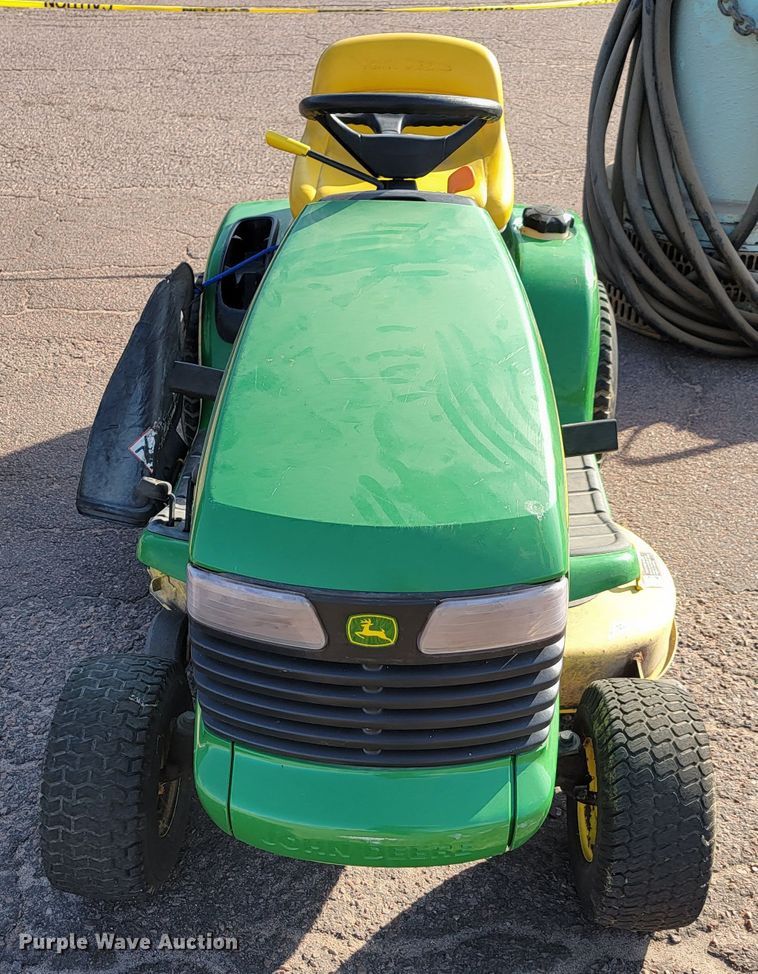 image for item LO9230 John Deere LT150  lawn mower