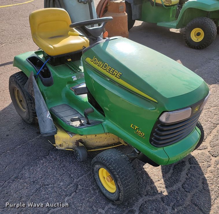 image for item LO9230 John Deere LT150  lawn mower