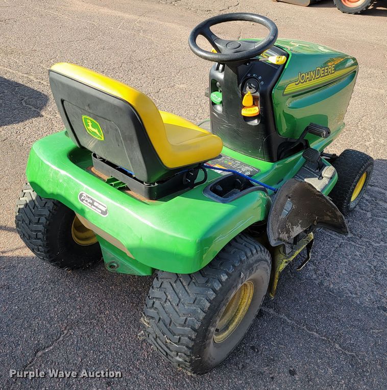 image for item LO9230 John Deere LT150  lawn mower