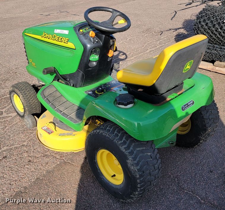image for item LO9230 John Deere LT150  lawn mower