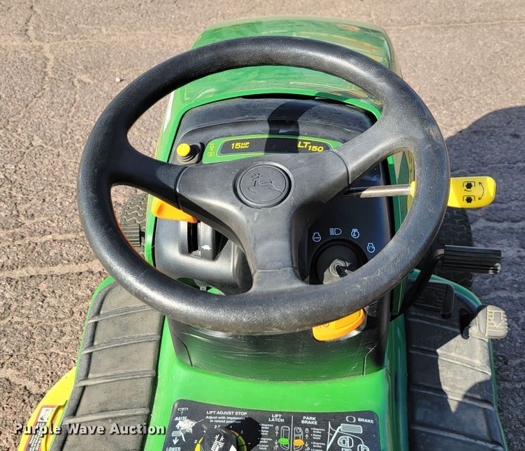 image for item LO9230 John Deere LT150  lawn mower
