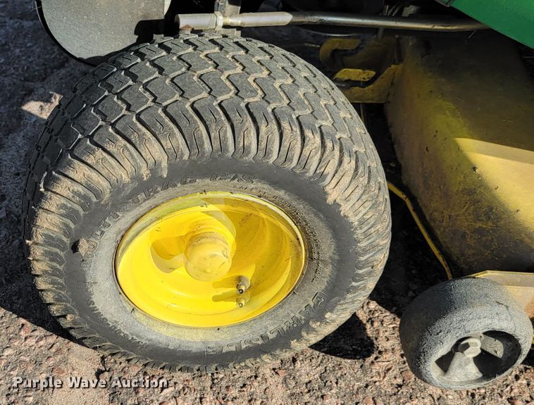 image for item LO9230 John Deere LT150  lawn mower