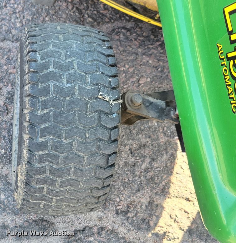 image for item LO9230 John Deere LT150  lawn mower