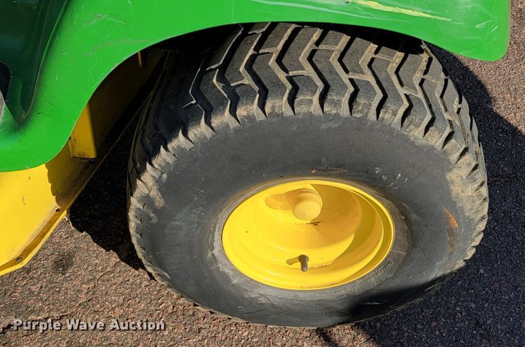 image for item LO9230 John Deere LT150  lawn mower