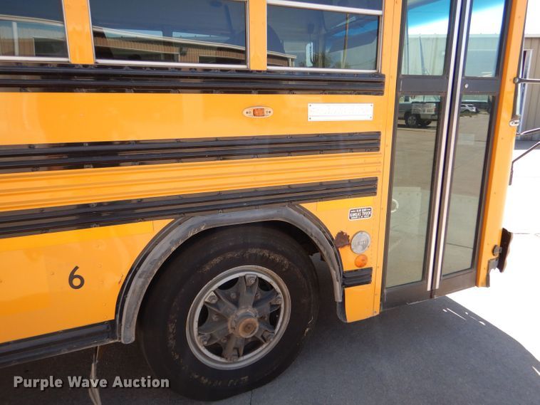 image for item LU9576 1997 Blue Bird TC2000  school bus