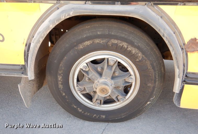 image for item LU9576 1997 Blue Bird TC2000  school bus