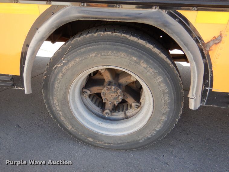 image for item LU9576 1997 Blue Bird TC2000  school bus