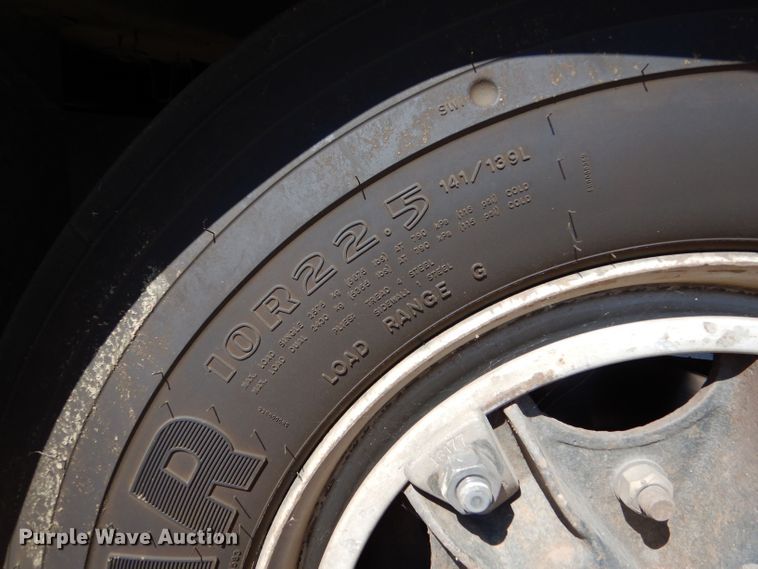 image for item LU9576 1997 Blue Bird TC2000  school bus