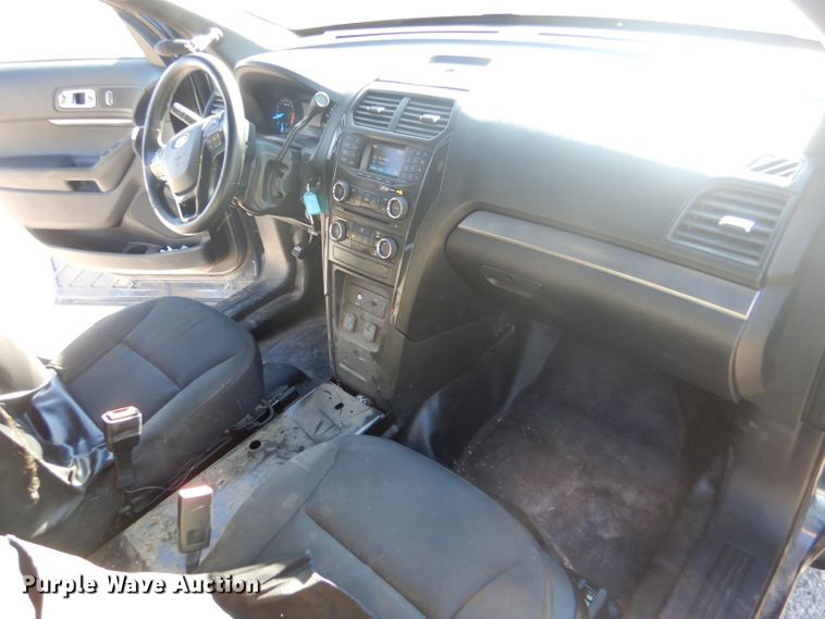 image for item LU9577 2016 Ford Explorer Police Interceptor  SUV