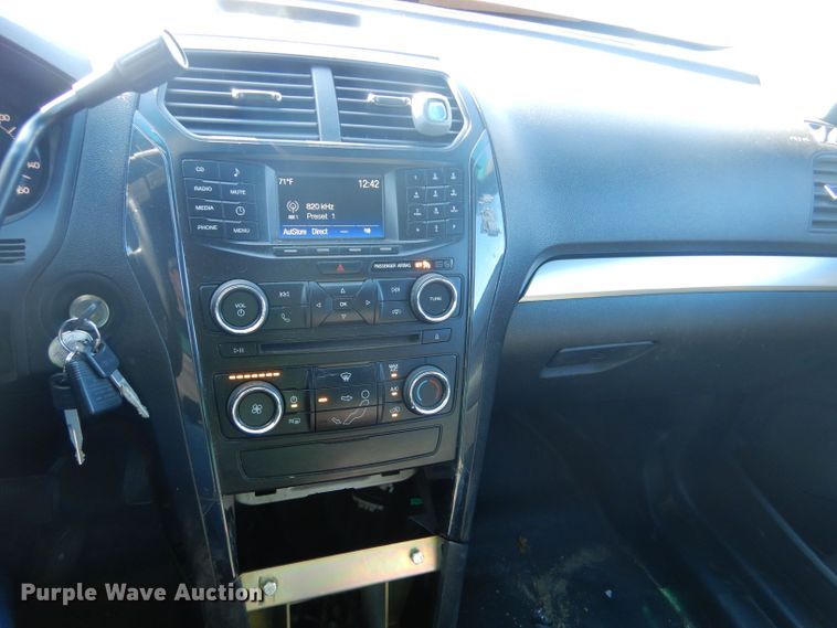 image for item LU9578 2017 Ford Explorer Police Interceptor  SUV