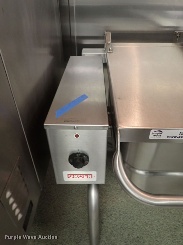 image for item MA9689 Dover  kettle