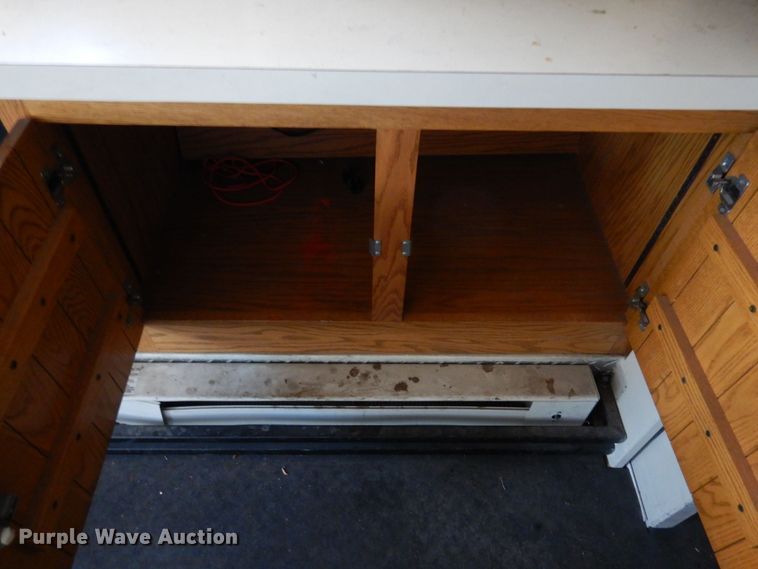 image for item MH9186 1987 Ford 8000  mobile command center