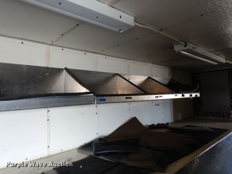 image for item MH9186 1987 Ford 8000  mobile command center