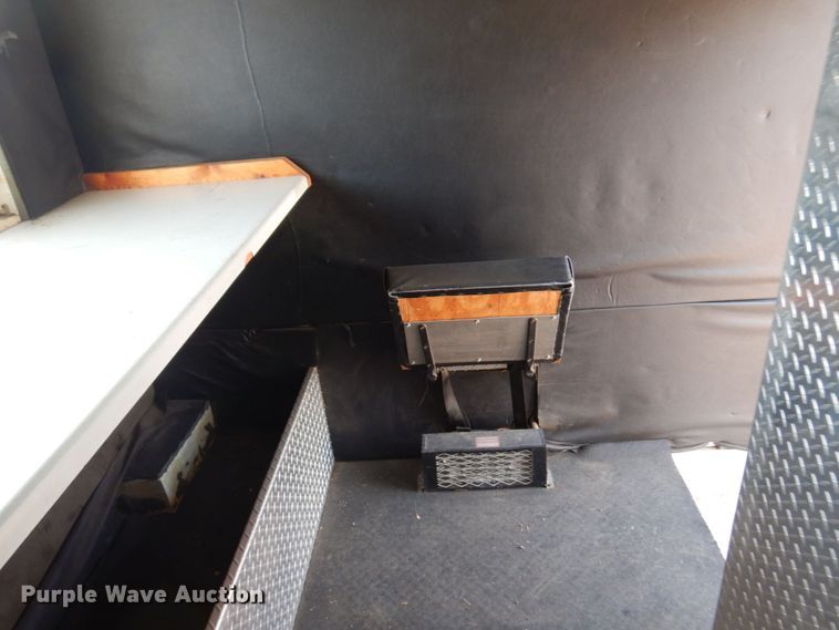 image for item MH9186 1987 Ford 8000  mobile command center