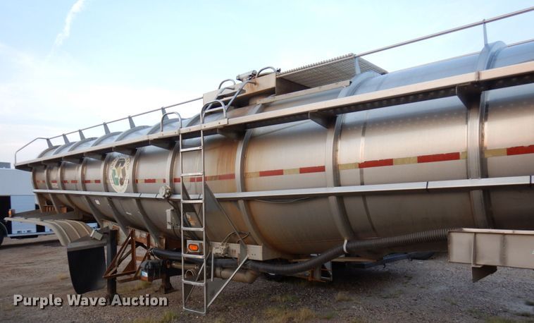 image for item MH9188 1998 Arco  tank trailer