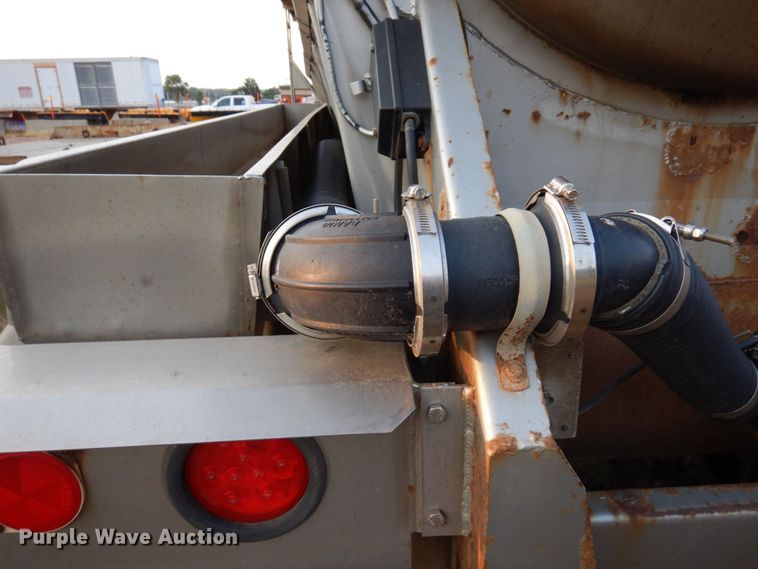 image for item MH9188 1998 Arco  tank trailer