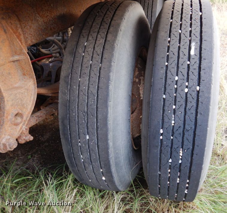 image for item MH9188 1998 Arco  tank trailer