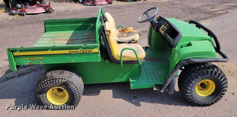 image for item MH9193 2011 John Deere Gator  utility vehicle